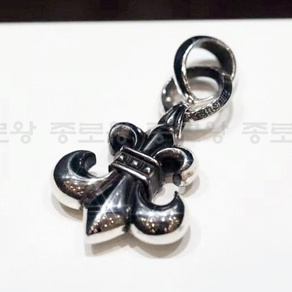 Chrome Hearts 크롬하츠 BS 위드베일 L사이즈 팬던트 (기본버전)