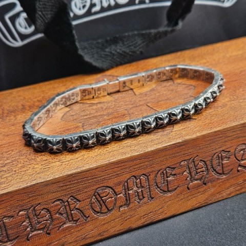 Chrome Hearts 크롬하츠 크로스 블럭 팔찌 S사이즈 / 최신수정버전