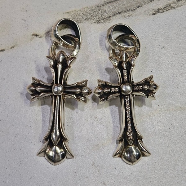 Chrome Hearts 크롬하츠 M 더블 크로스 팬던트 / 최신수정버전